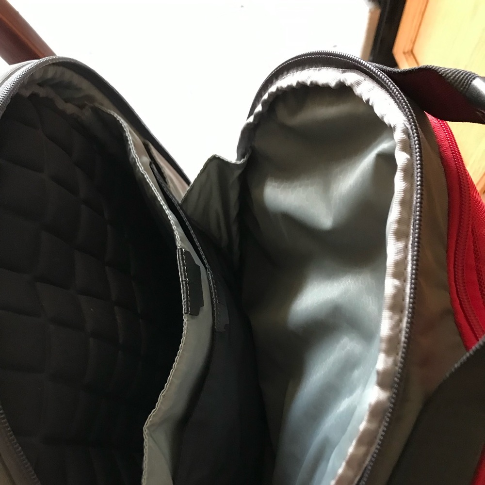 Tui Backpack - image 4